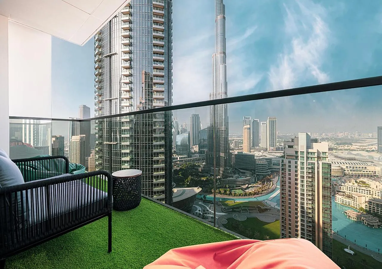 Luxury Apartment With Full Burj Khalifa And Downtown Views location