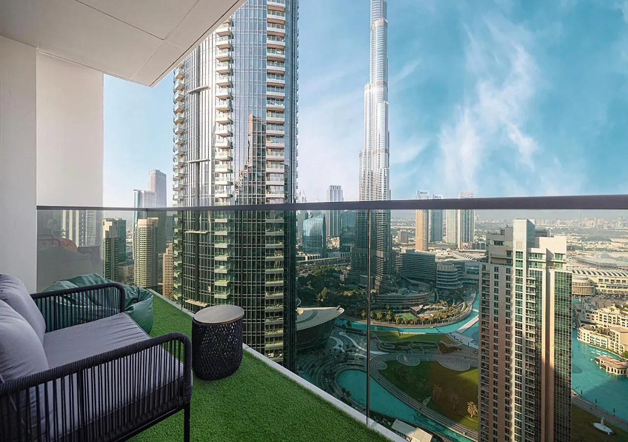 Luxury Apartment With Full Burj Khalifa And Downtown Views Dubai United Arab Emirates