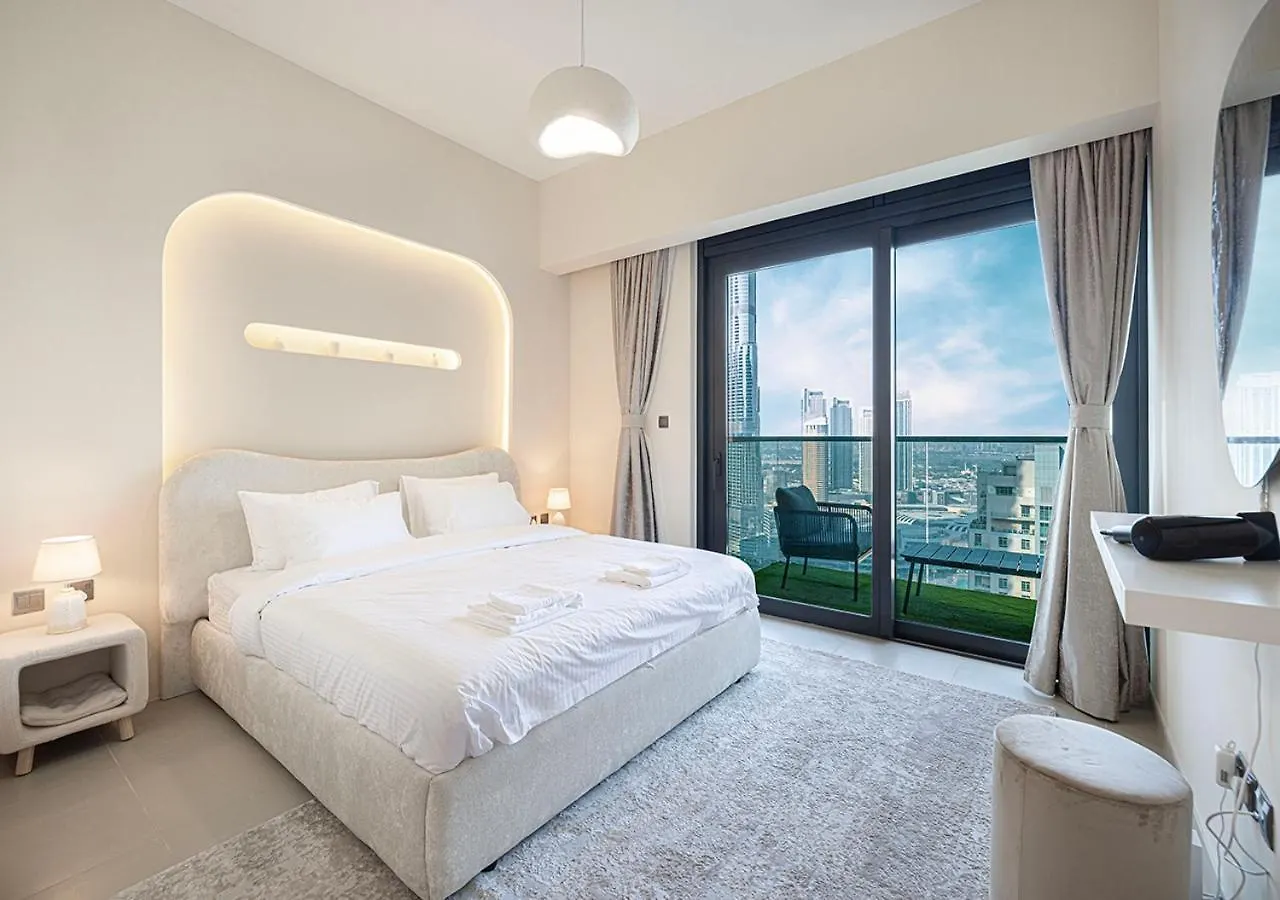 Luxury Apartment With Full Burj Khalifa And Downtown Views Dubai
