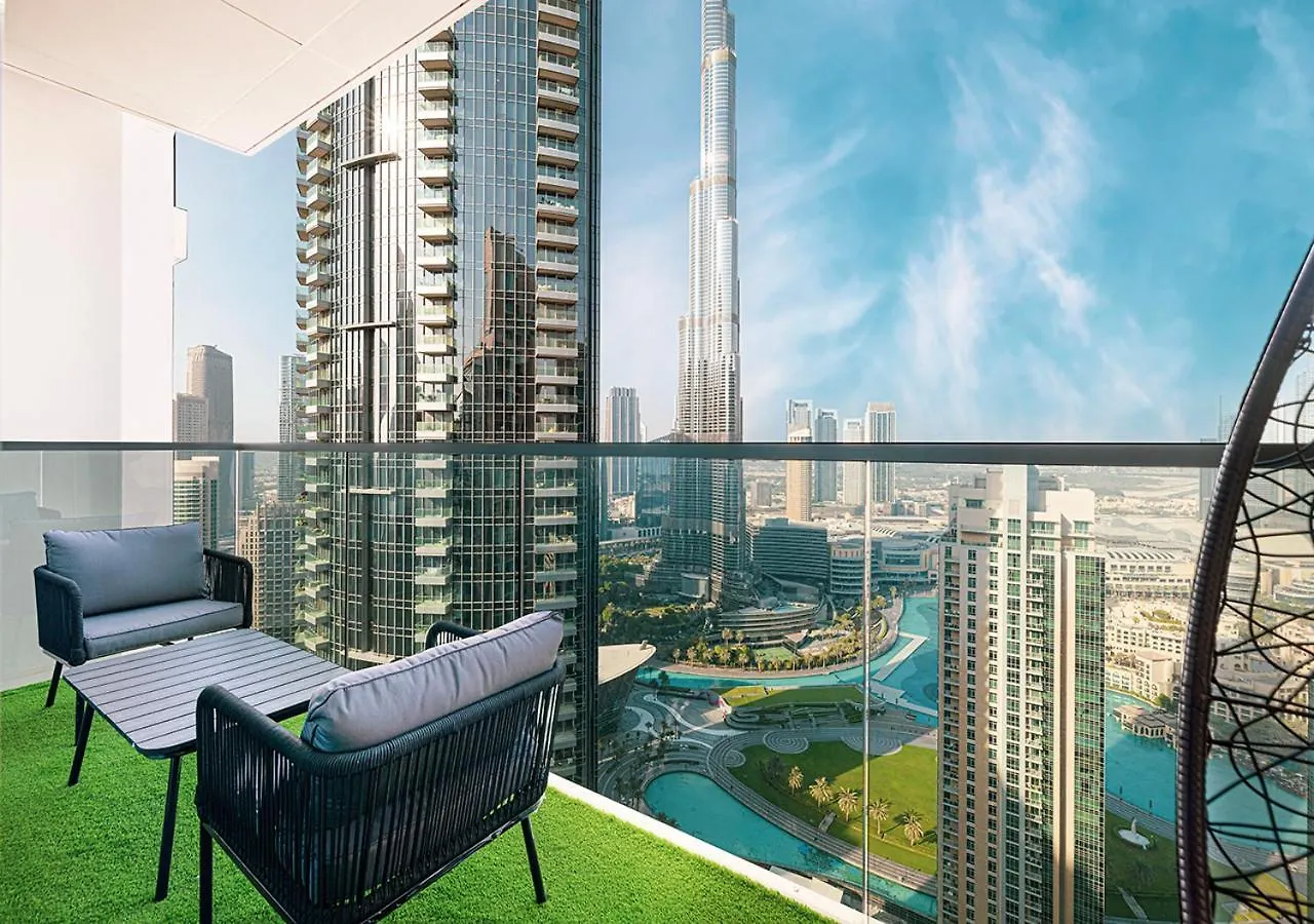 Luxury Apartment With Full Burj Khalifa And Downtown Views Dubai United Arab Emirates